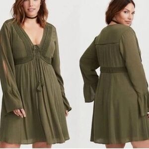 Torrid Plus Bohemian Long Bell Sleeve Olive Green Crepe Tunic/Dress Size 1 (14)
